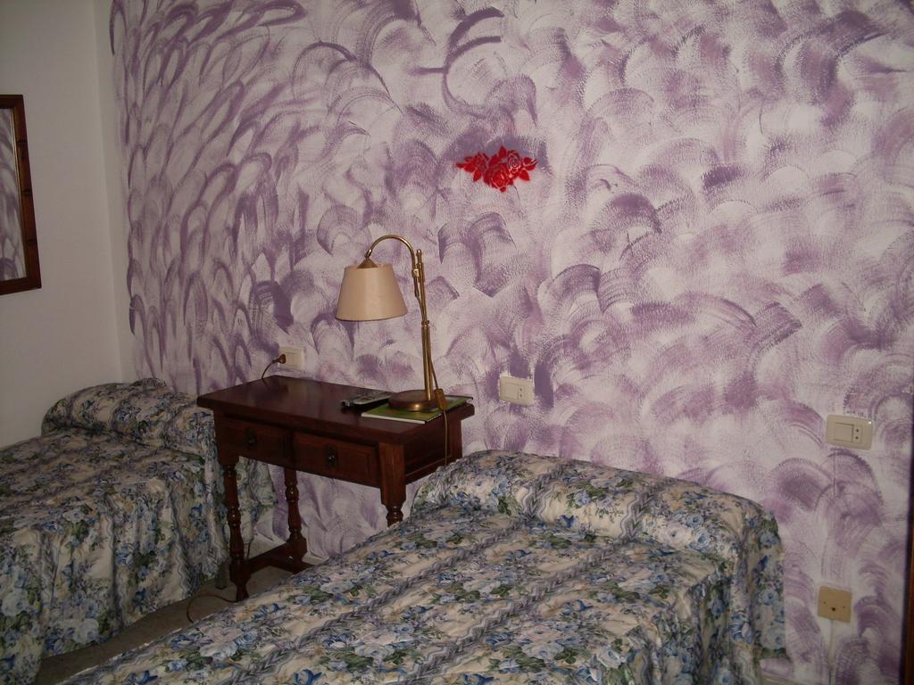 Hotel Terra Galega 몬포르테데레모스 객실 사진