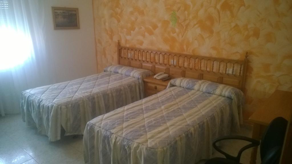 Hotel Terra Galega 몬포르테데레모스 객실 사진